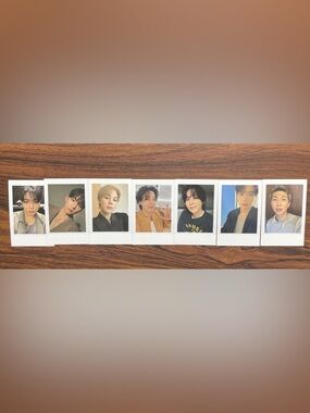 BTS photo card set